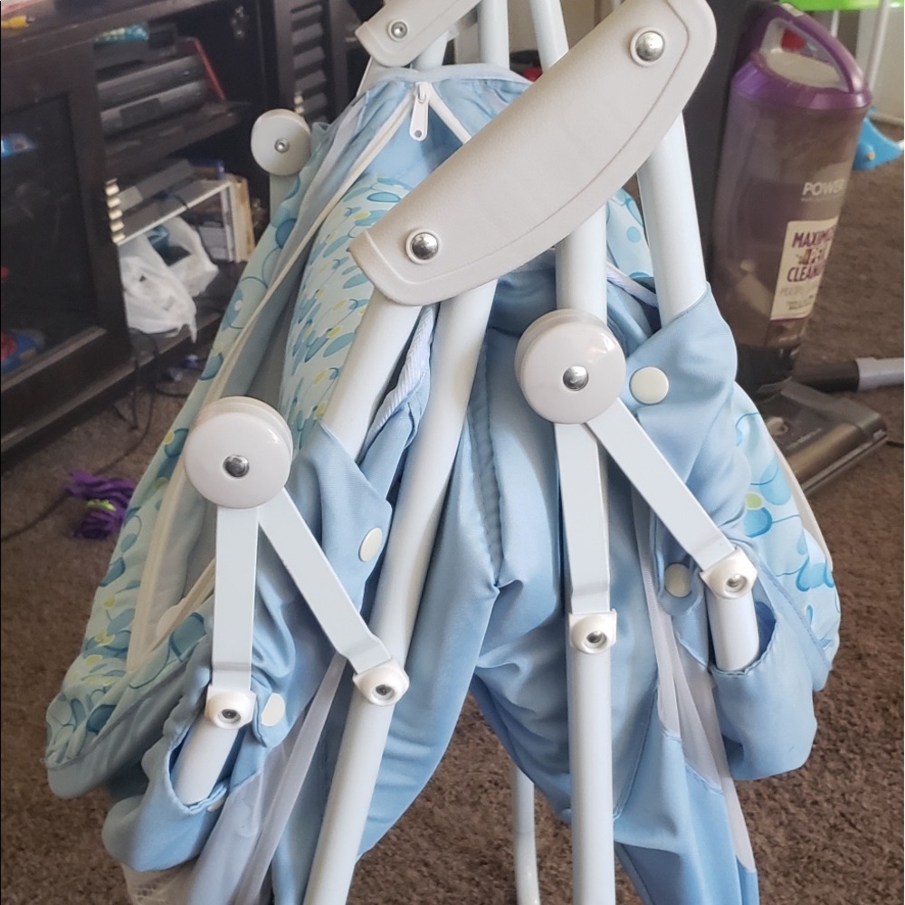 Baby boy bassinet